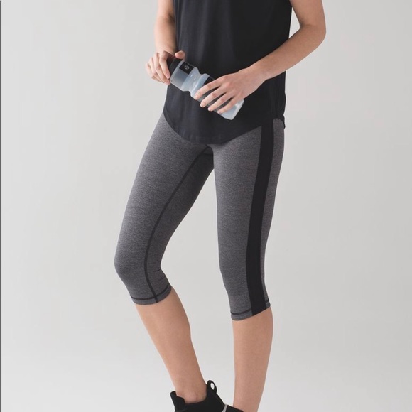 lululemon athletica Pants - Lululemon Squad GoalS Crop Leggings 17” Heather